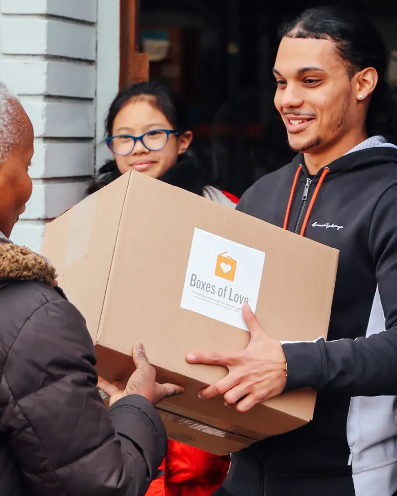 Boxes-of-love-2019-24