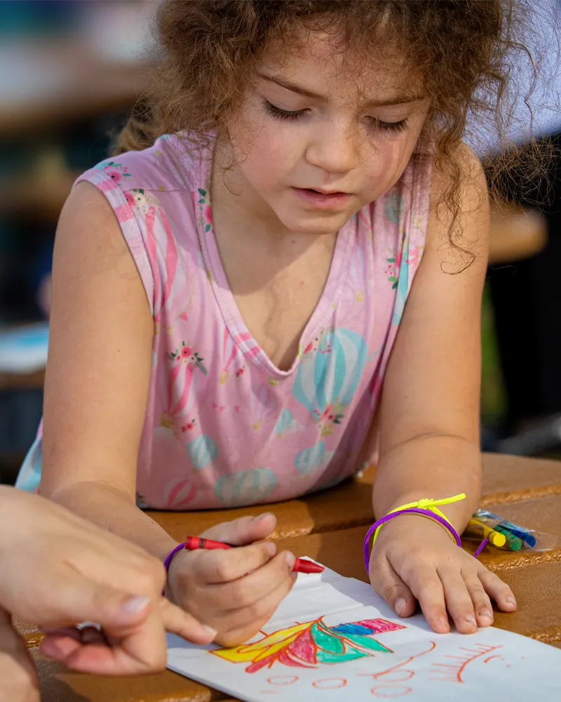 EB OR 2021 shoot 69 crayons